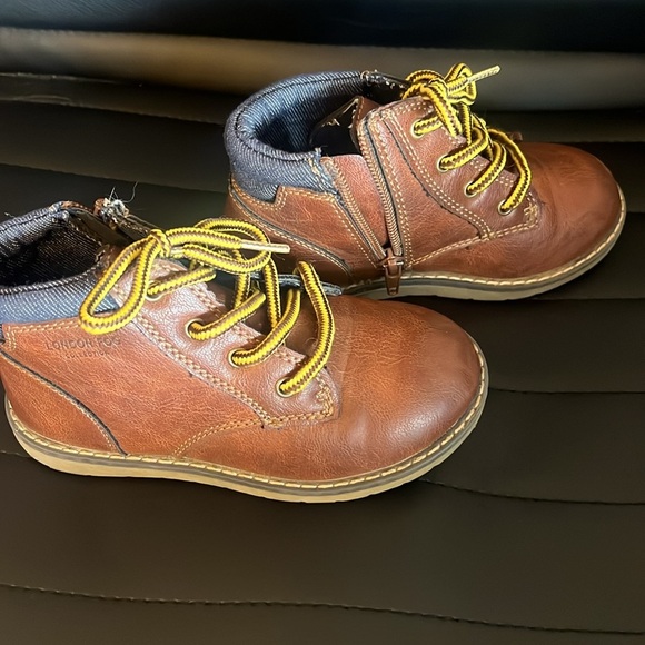 London Fog Brown Toddler Lace Boots - Picture 4 of 6